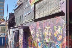 Walking artistic city tour - Smells like La Paz spirit