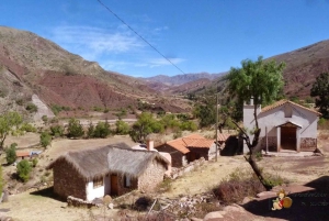 Sucre : excursion d'une journée au cratère de Maragua - empreintes de dinosaures