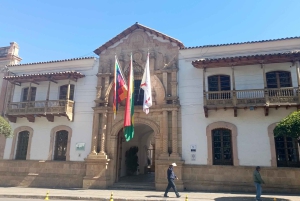 Sucre: City Highlights Walking Tour