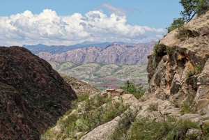 Sucre: Maragua Crater Hike & Dinosaur Footprints 1 Day Tour