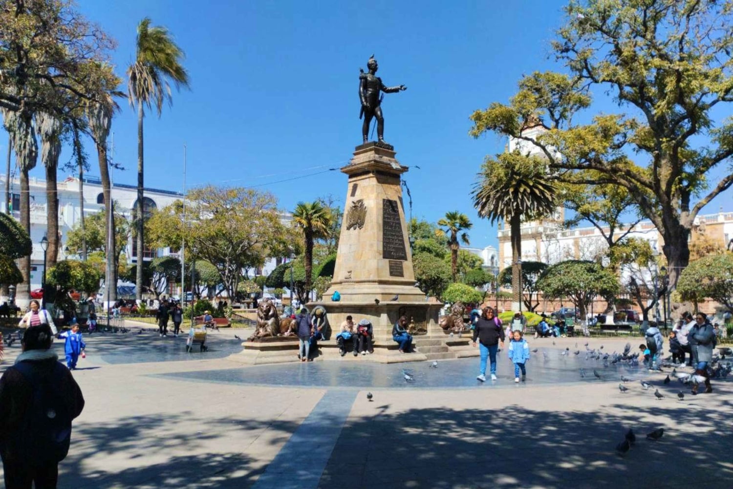 Sucre: Valkoisen kaupungin ja sen historian kävelykierros