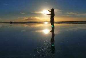 BOLIVIE : COUCHER DE SOLEIL ET ÉTOILES À UYUNI