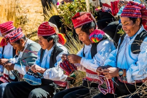 Vanuit Puno: 2-daagse tour Uros, Amantani en Taquile + maaltijd