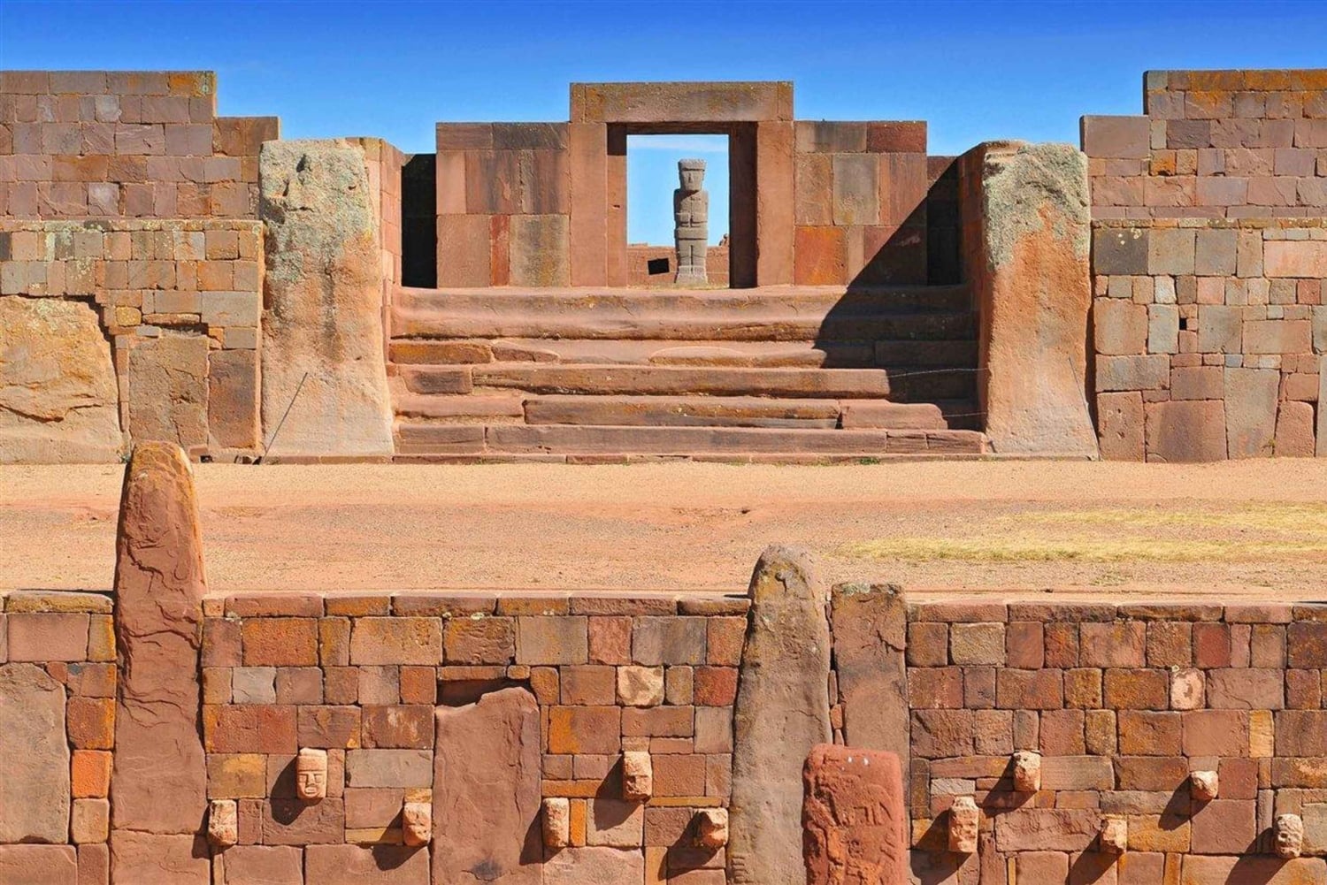 Tiwanaku: tour de día completo, el enigmático imperio