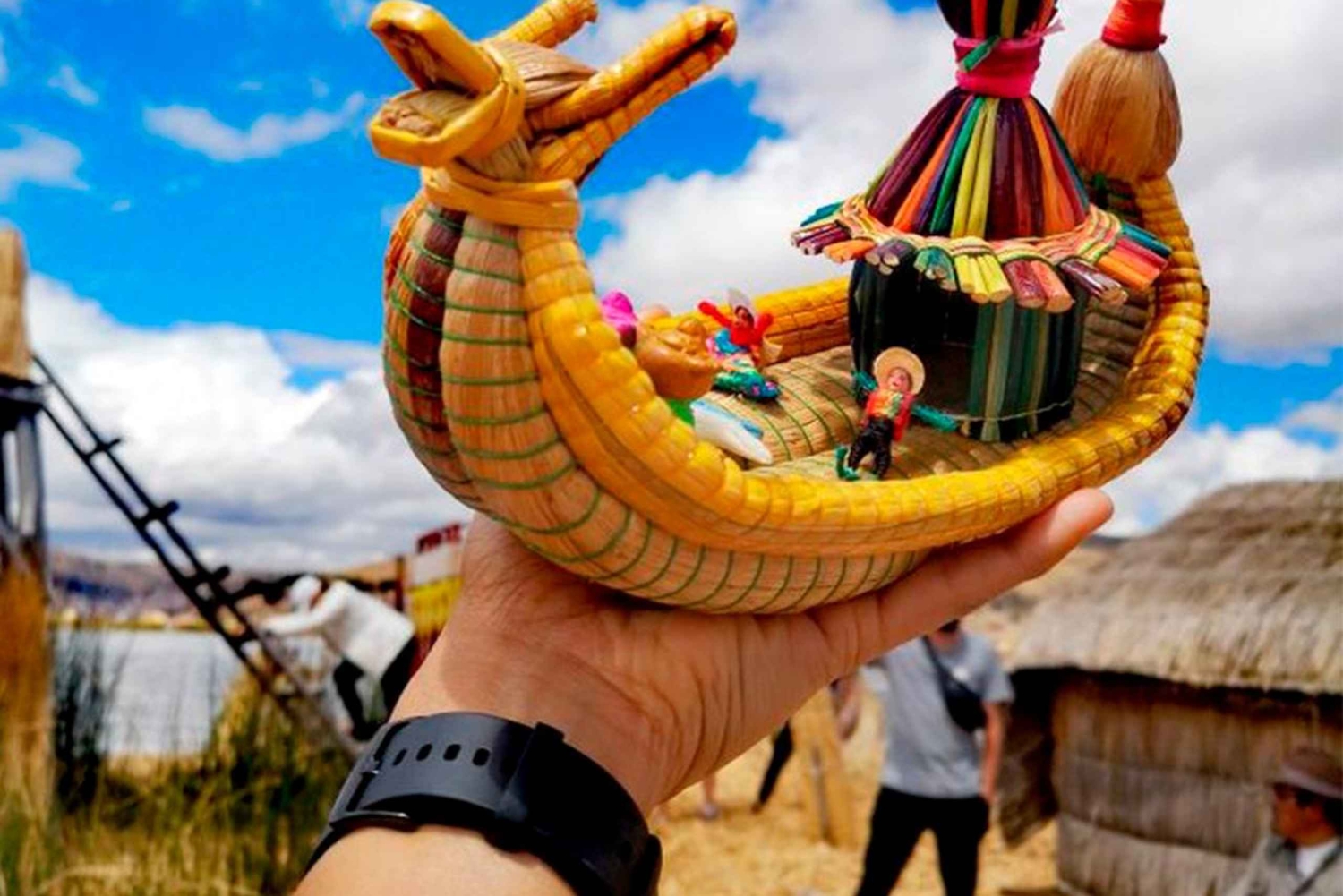 Passeio de caiaque em Uros e Taquile em lancha rápida