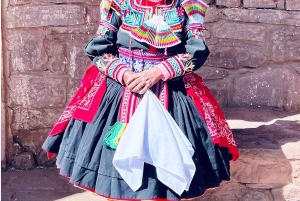 Passeio de caiaque em Uros e Taquile em lancha rápida