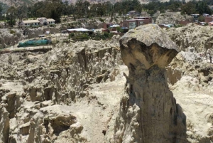 Tour della valle della luna e delle zone ricche della città di La Paz