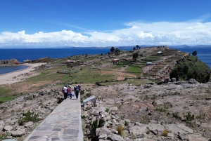 Puno: Uros en Taquile eiland met lunch per Fast Boat