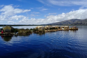 Puno: Uros en Taquile eiland met lunch per Fast Boat