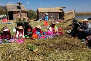 Puno: Uros en Taquile eiland met lunch per Fast Boat