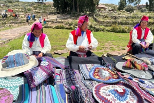 tour uros taquile et amantani 2 jours 1 nuit famille locale