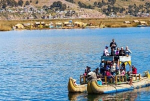 Uros, Amantani & Taquile 2D depuis Cusco avec dépose à Puno