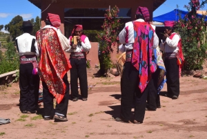 Uros og Taquile Island Bådtur fra Puno