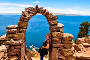 Tour di un giorno in kayak di Uros e dell'isola di Taquile