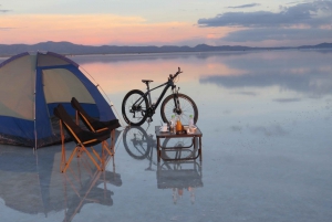 Uyuni: 1 Day 1 Night Uyuni salt flats, tent experience.