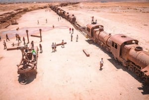 Uyuni: 3-dniowa wycieczka z przewodnikiem do Parku Narodowego Salar i Avaroa