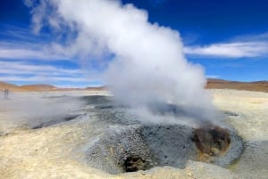 Uyuni: 3-Day Salar de Uyuni and Eduardo Avaroa Tour