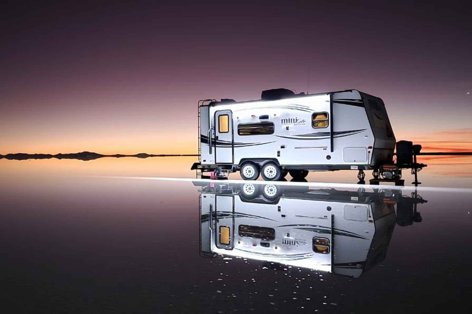 Uyuni/Colchani: RV-camping under stjärnorna i Uyuni Overlander