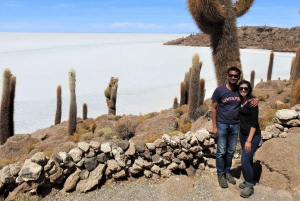 Uyuni: Full-Day Salt Flats Tour with Sunset Wine