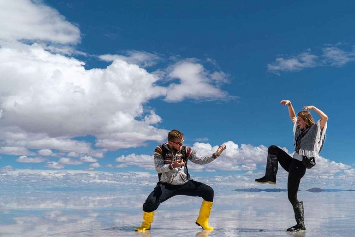 Uyuni: Night of stars + Sunrise in the Uyuni Salt Flats