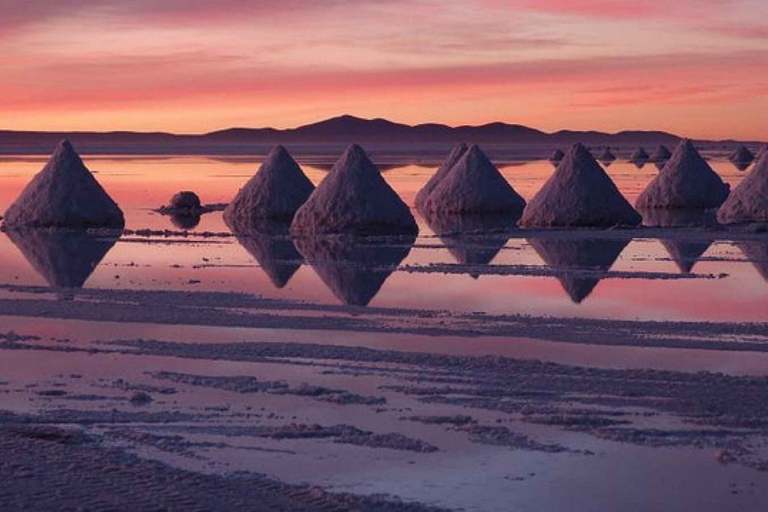 Tour privado al amanecer en Uyuni