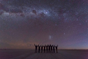 Uyuni: Prywatna wycieczka z widokiem na gwiazdy Uyuni Salt Flats z odbiorem