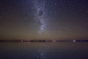 Uyuni: Prywatna wycieczka z widokiem na gwiazdy Uyuni Salt Flats z odbiorem