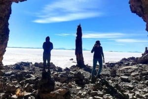 Uyuni: Salar de Uyuni and San Pedro de Atacama 3-Day Tour