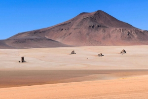 LAGUNAS DE SAL Y DESIERTO DE UYUNI: EXPEDICIÓN DE 3 DÍAS/2 NOCHES