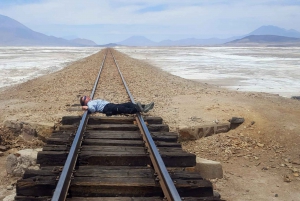 Visite privée des salines d'Uyuni depuis le Chili dans des auberges de jeunesse