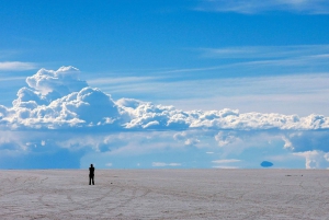 Visite privée des salines d'Uyuni depuis le Chili dans des auberges de jeunesse