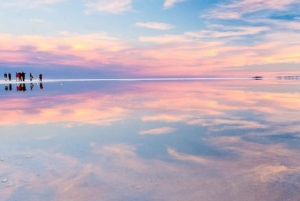 Le salar d'Uyuni et le volcan Tunupa