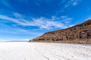 Circuit privé de 2 jours dans les plaines salées d'Uyuni avec le volcan Tunupa