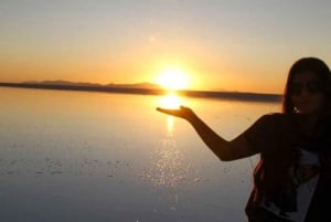 From Uyuni: Uyuni Salt Flats and Sunset Full-Day Tour