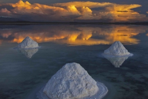 Uyuni: Saltlejligheder og guidet tur ved solnedgang med frokost