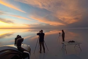 Uyuni: Salt Flats päiväretki lounaalla ja auringonlaskulla