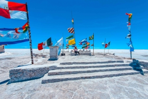 Uyuni: Tagestour zu den Salzwiesen + Mittagessen + Sonnenuntergang + Tour Guide