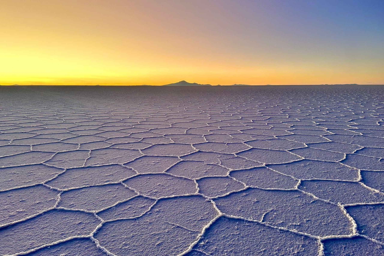 Uyuni: Zoutvlakten Halve Daagse Tour met Zonsondergang