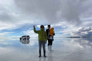 Uyuni: Halvdagstur i saltslettene med solnedgang