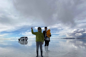 Uyuni: Zoutvlakten Halve Daagse Tour met Zonsondergang