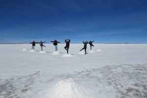 Uyuni : Tour des Salt Flats à la lumière des étoiles et au lever du soleil