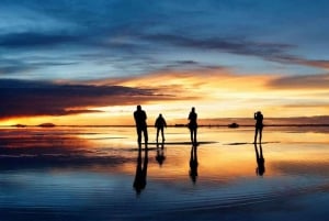 Uyuni: Solnedgang + nat med stjerner i Uyuni Salt Flat