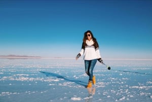 Rundresa i Uyuni: Engelsk guide, frukost, lunch och inträdesavgifter