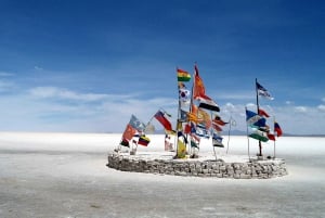 Tur til Uyuni: Engelsk guide, frokost, lunsj og inngangspenger