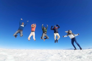 Uyuni tour express fra Sucre med bus (tur/retur)