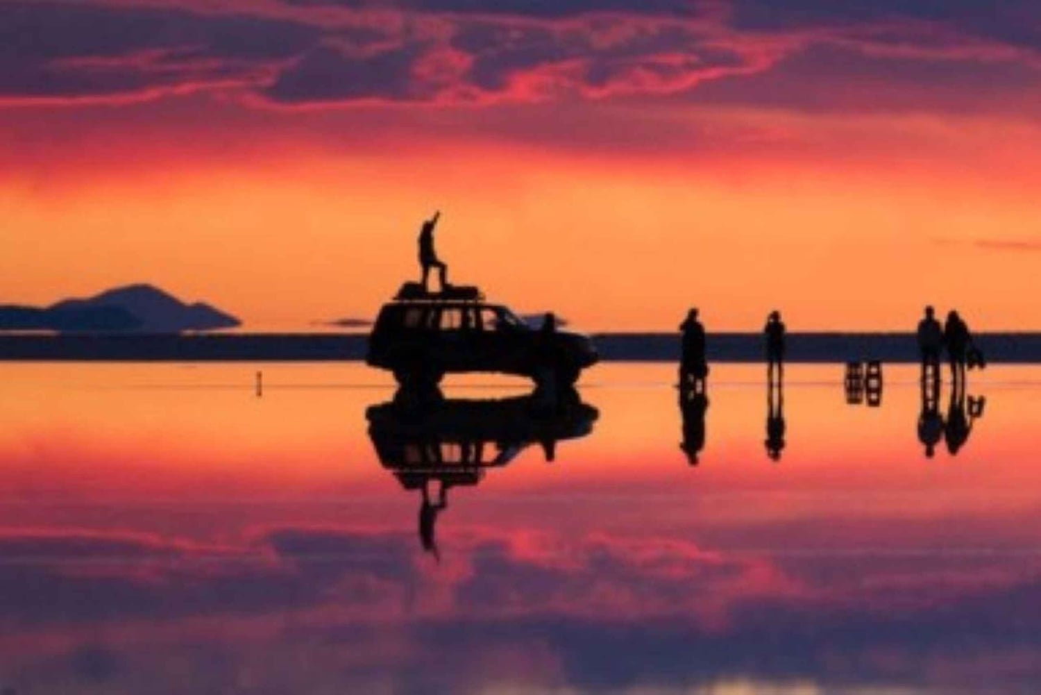 Uyuni: Traditional Excursion to the Salar de Uyuni + Sunset