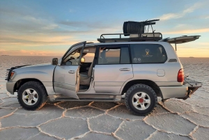 Uyuni: trasferimento dall'aeroporto di Uyuni agli hotel Salt.