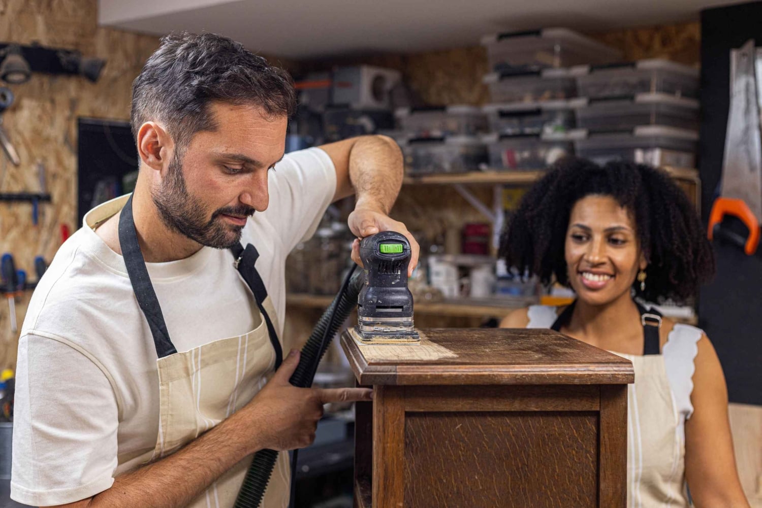 DIY creative workshop: I'm learning to renovate my vintage furniture in Bordeaux