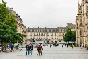 Bordeaux: Mystery and Myths Walking Tour