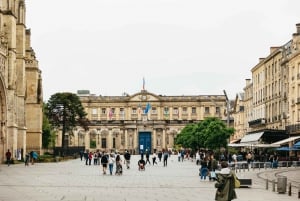 Bordeaux: Mystery and Myths Walking Tour